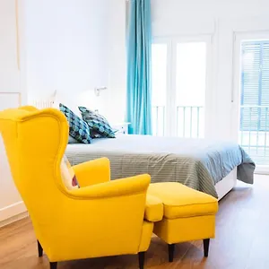 https://blonski-yellow.hotelsinnerja.org